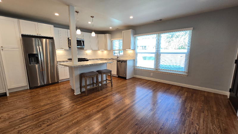 646 Westminster Dr #145 - Photo 2 of 9