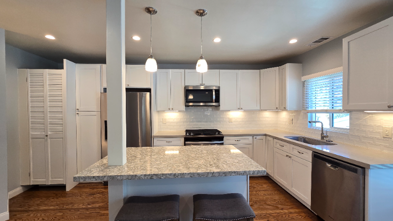 646 Westminster Dr #145 - Photo 3 of 9