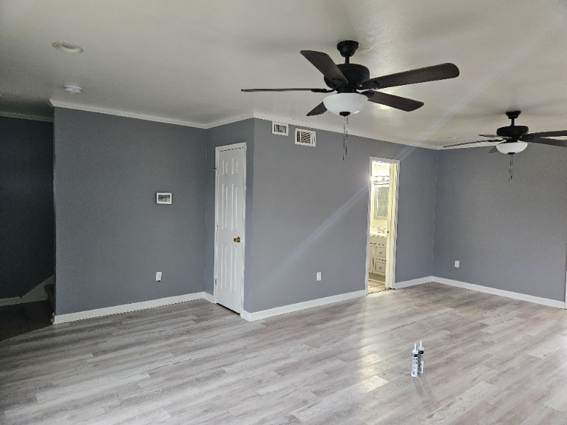 1903 Rosary Dr - Photo 2 of 10