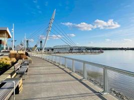 featured image of 400 W 17th St