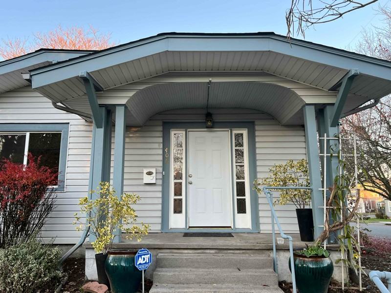 400 W 17th St - Photo 2 of 21