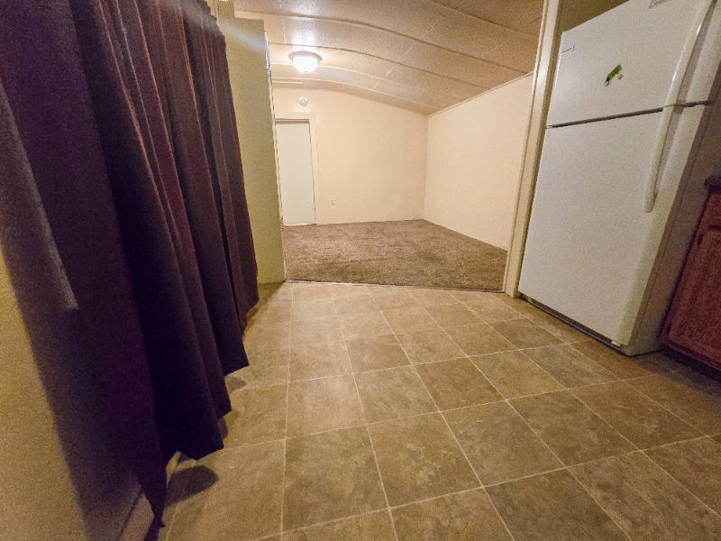 515 1/2 E New York St - Photo 7 of 10