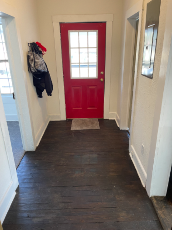 322 Archer St - Photo 2 of 8