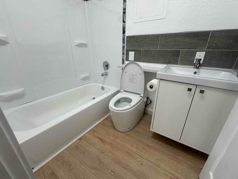 3100 Se 122nd Ave #C - Photo 5 of 12