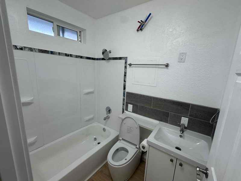 3100 Se 122nd Ave #C - Photo 6 of 12