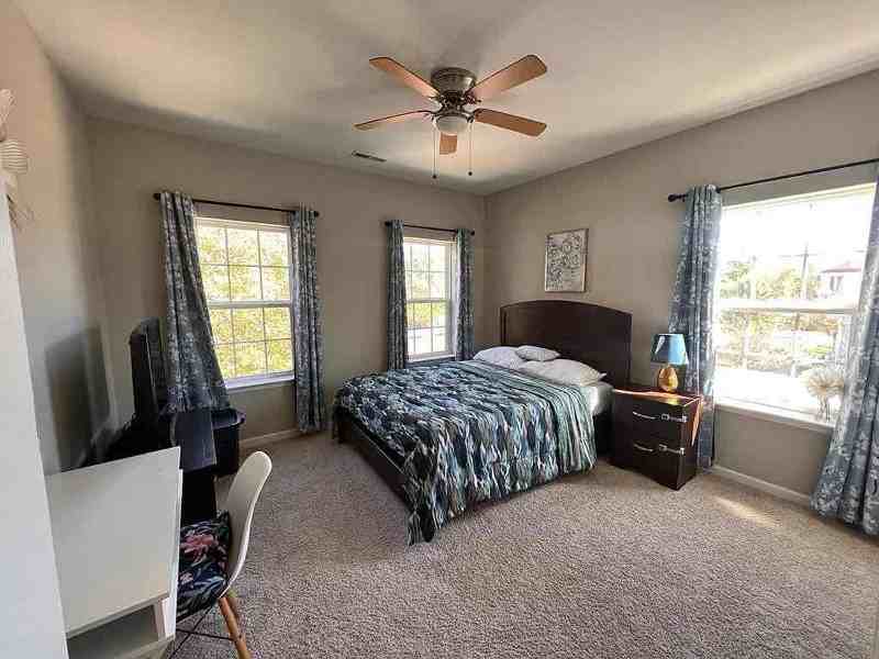 601 Freeman Dr - Photo 5 of 15