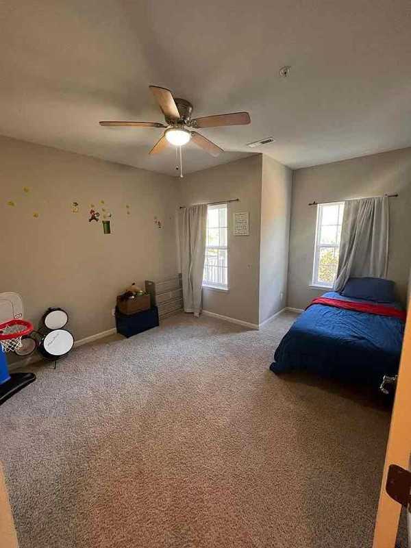 601 Freeman Dr - Photo 6 of 15