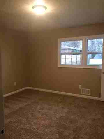 8313 Twisted Pine Rd - Photo 5 of 16