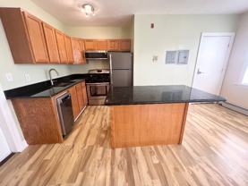 81 America St #2R - Photo 1 of 1