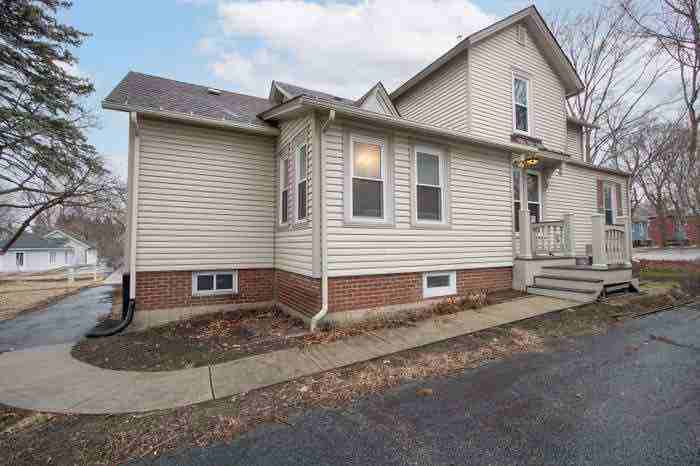 320 W Main St #2 - Photo 6 of 12