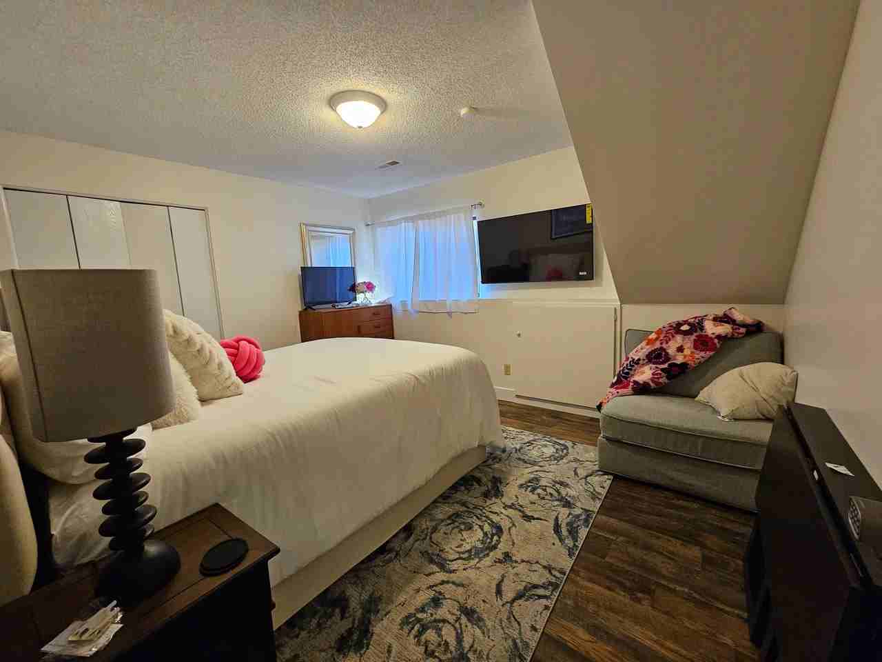 8060 Woody Creek Dr - Photo 4 of 6