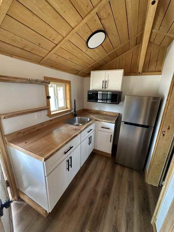 1705 158th Ave Sw - Photo 7 of 10