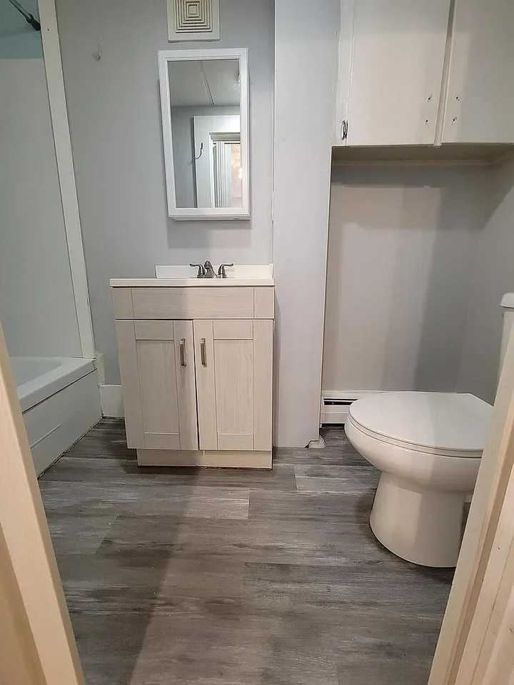59 Washington St #1 - Photo 2 of 4