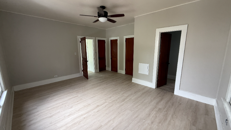 452 Se Nassau St - Photo 5 of 9