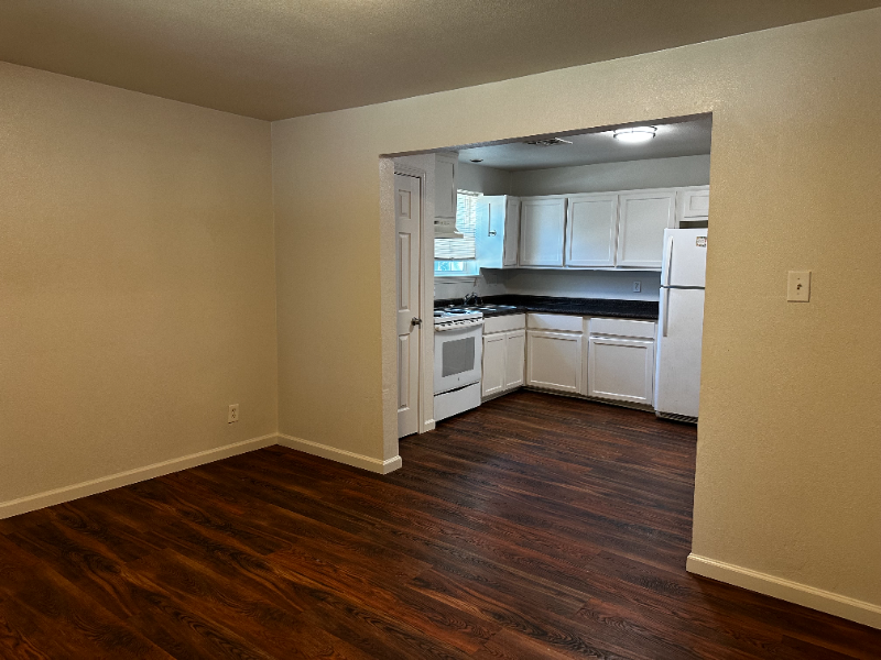 507 Dunbar St - Photo 4 of 17