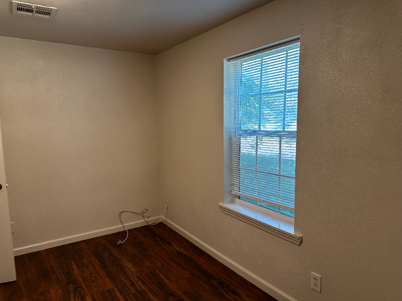 507 Dunbar St - Photo 6 of 17