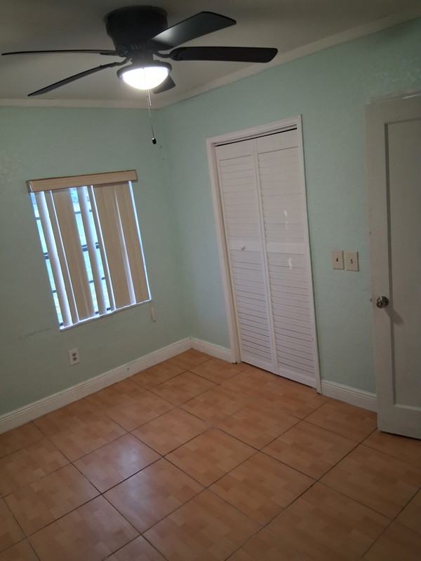 1285 Ne 143rd St - Photo 2 of 6