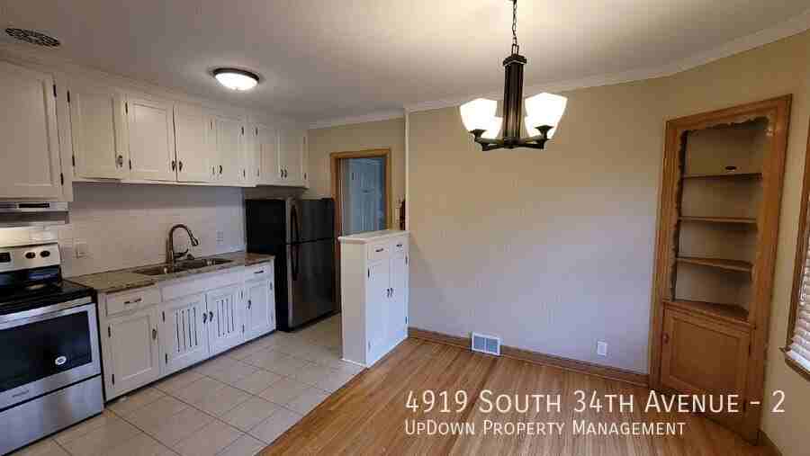 4919 34th Ave S #2 - Photo 3 of 22