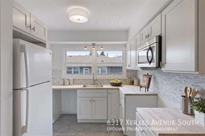 6317 Xerxes Ave S - Photo 6 of 16