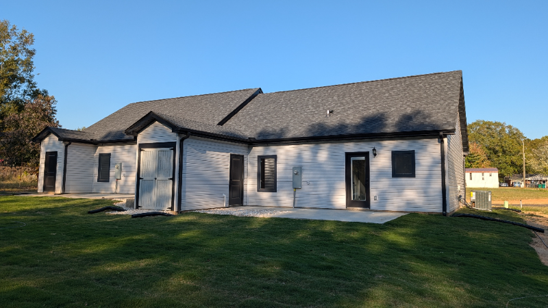 115 Anile St #B - Photo 2 of 12