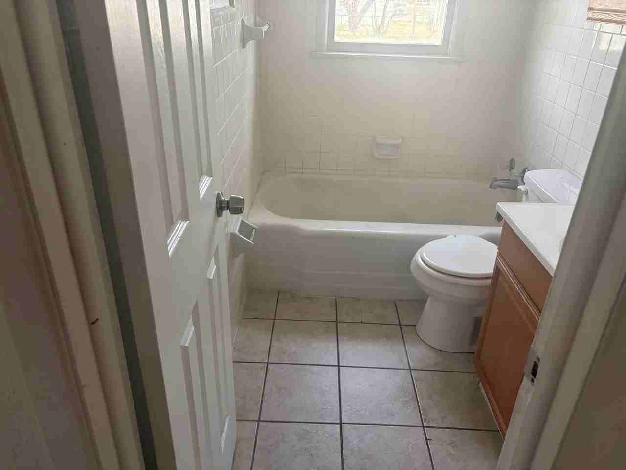 1707 Nw Lindy Ave #A - Photo 2 of 6