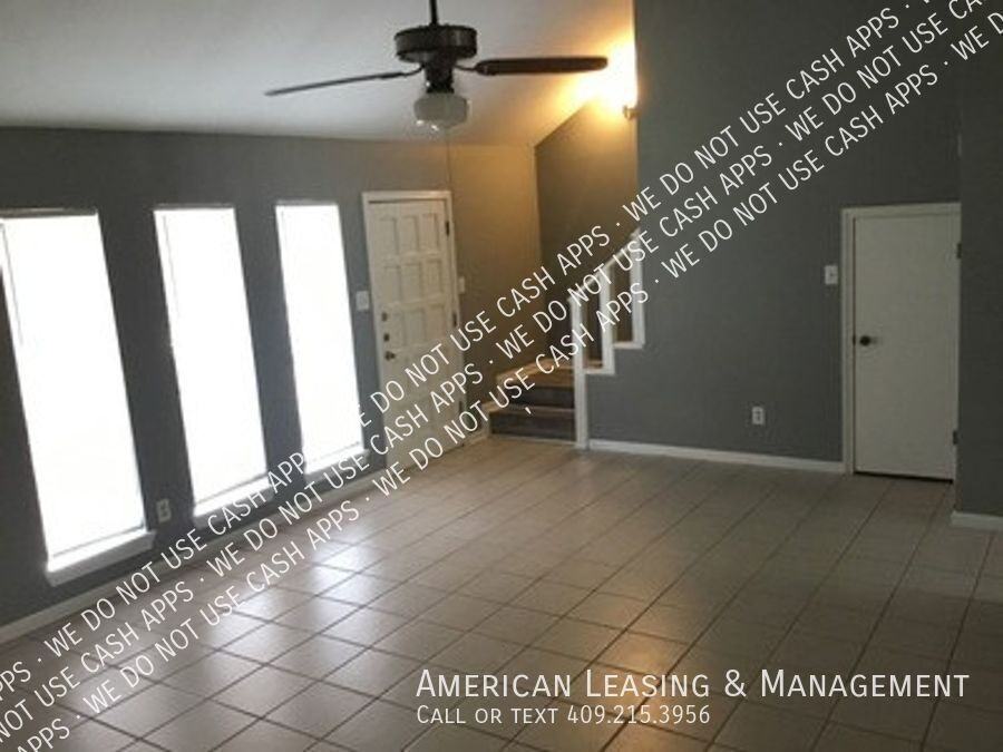 8205 Heartfield Ln - Photo 4 of 15