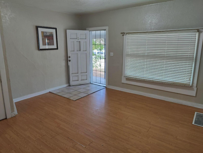 2816 Adams Ave #1 - Photo 2 of 10