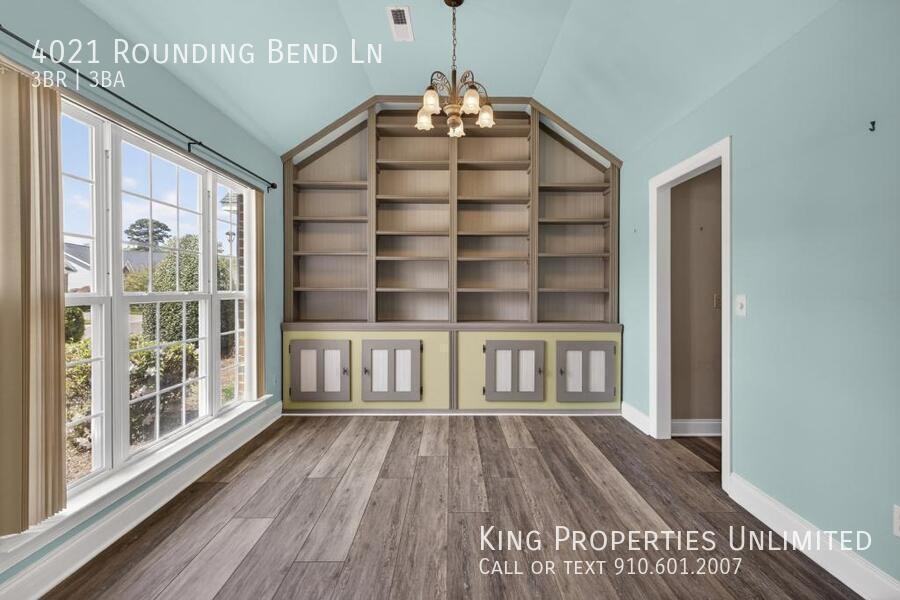 4021 Rounding Bend Ln - Photo 5 of 41