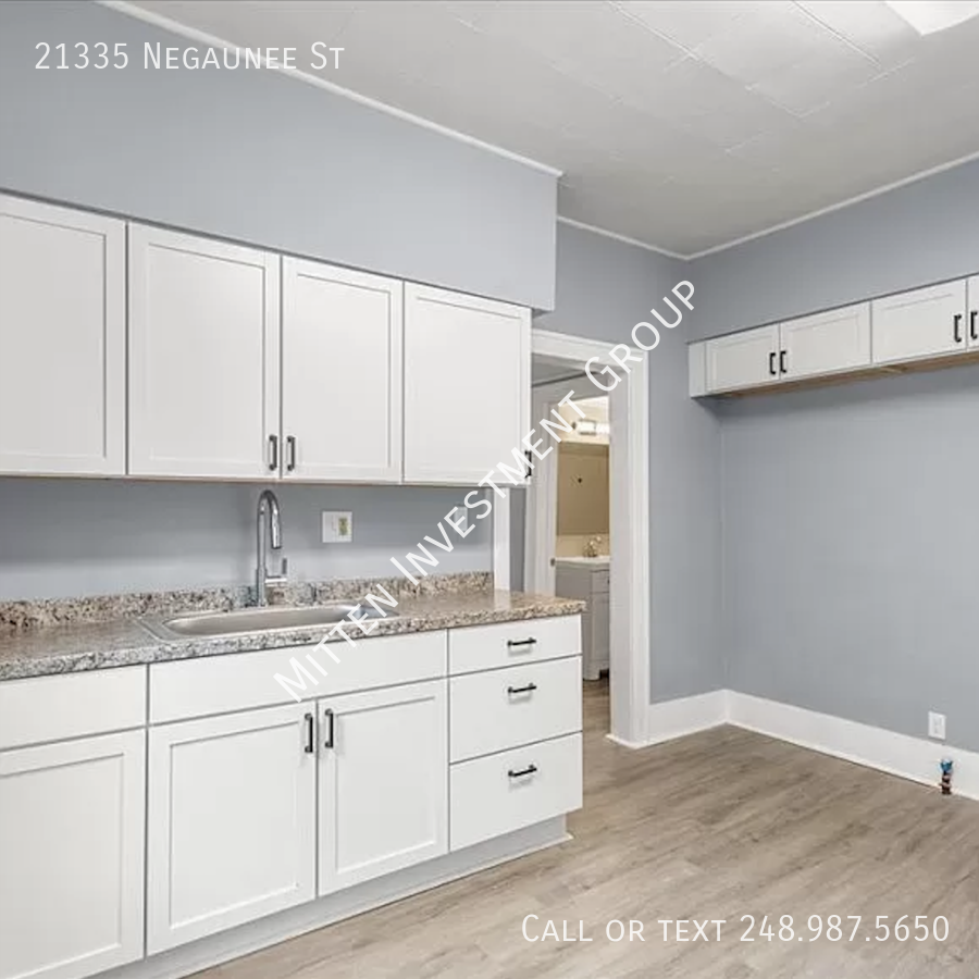 21335 Negaunee St - Photo 4 of 13