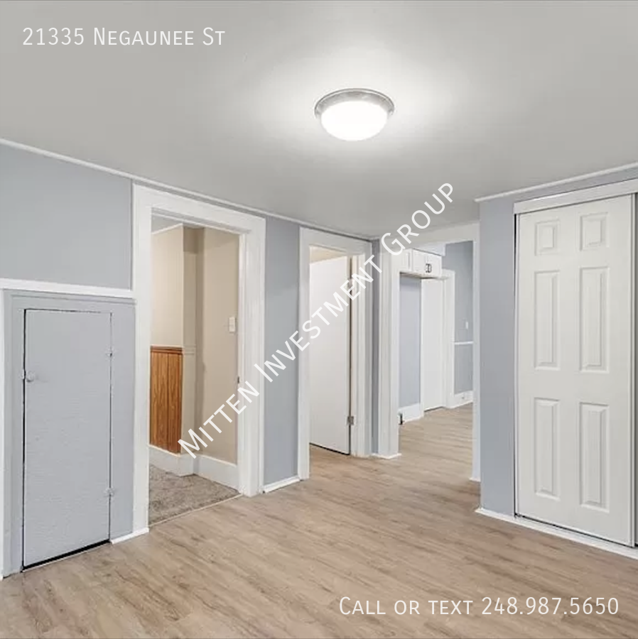 21335 Negaunee St - Photo 6 of 13