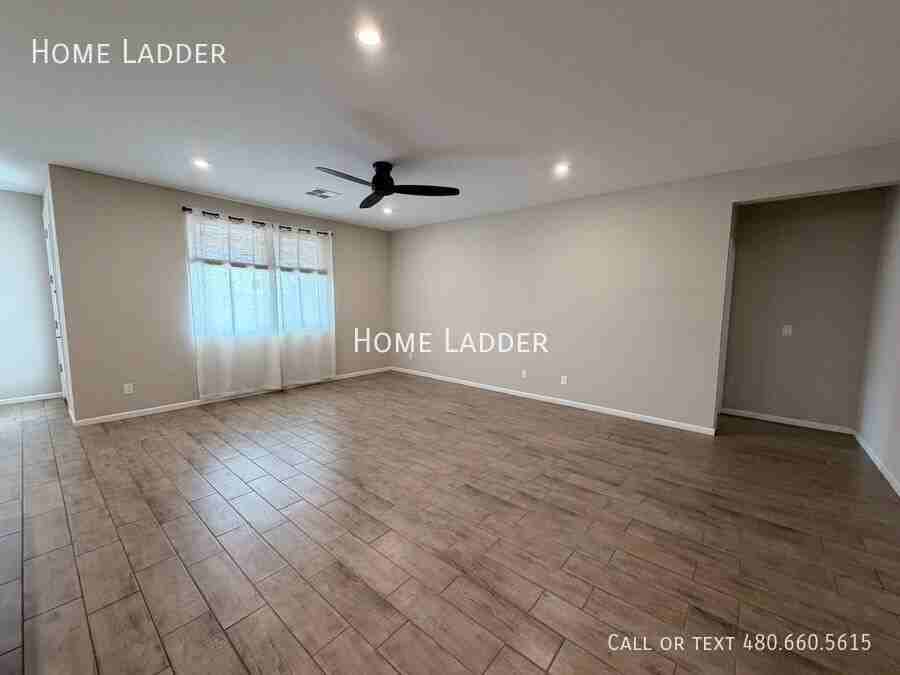 1997 E Wetleaf Pl - Photo 3 of 26