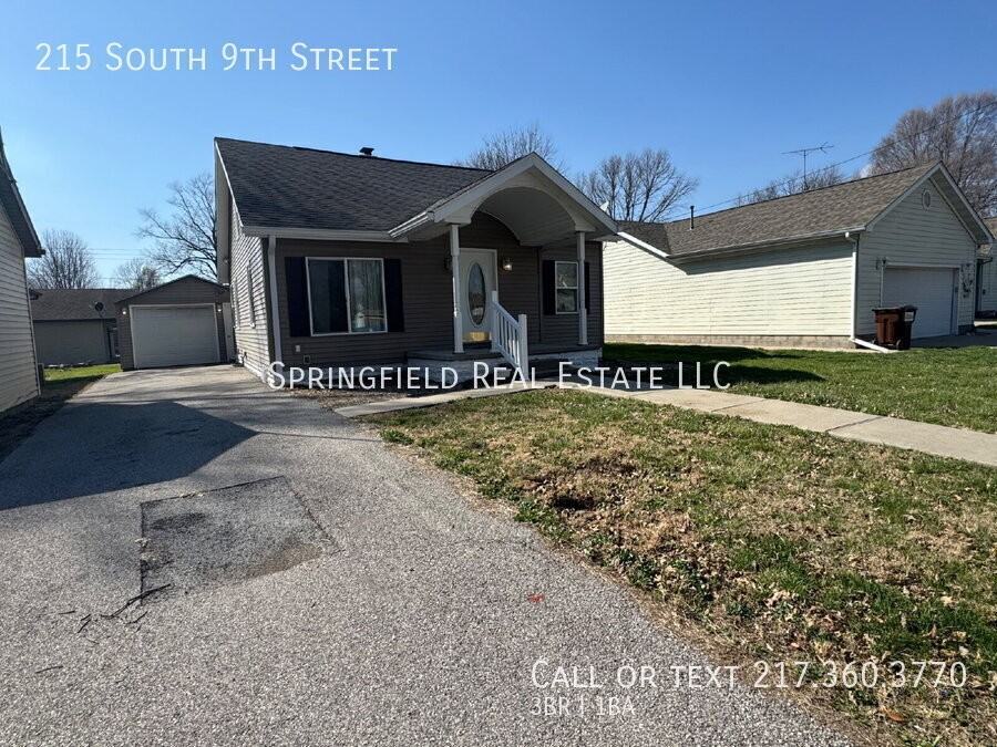 215 9th St - Photo 2 of 25