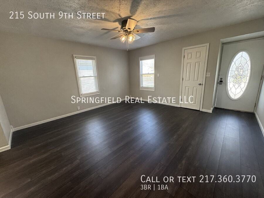 215 9th St - Photo 3 of 25