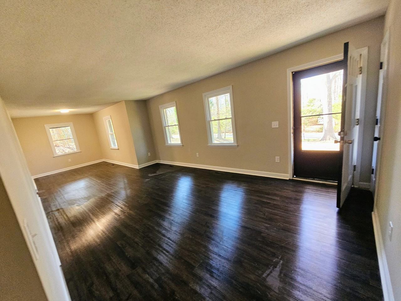 2707 Little River Dr - Photo 3 of 21