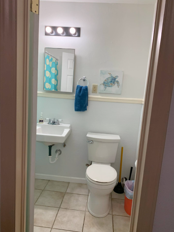 2021 S Harris Ave #2021 - Photo 5 of 7