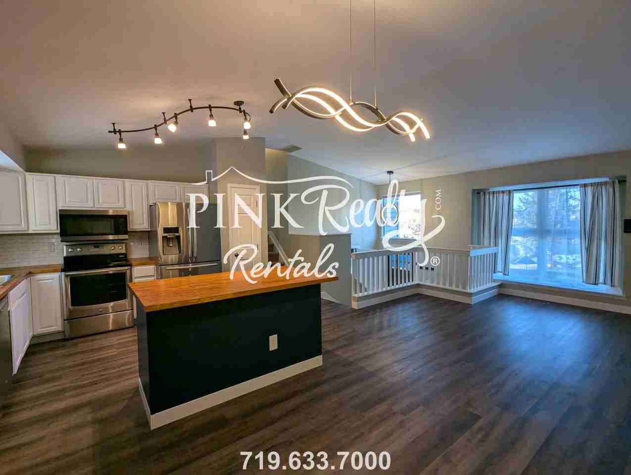 6541 Charter Dr - Photo 4 of 35