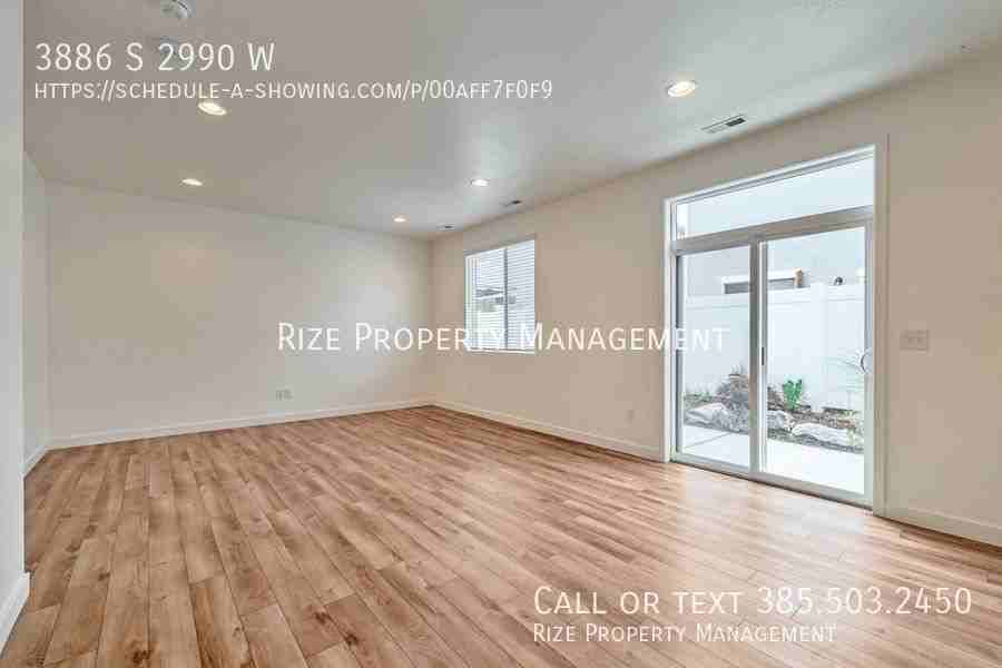 3886 S 2990 W - Photo 7 of 26