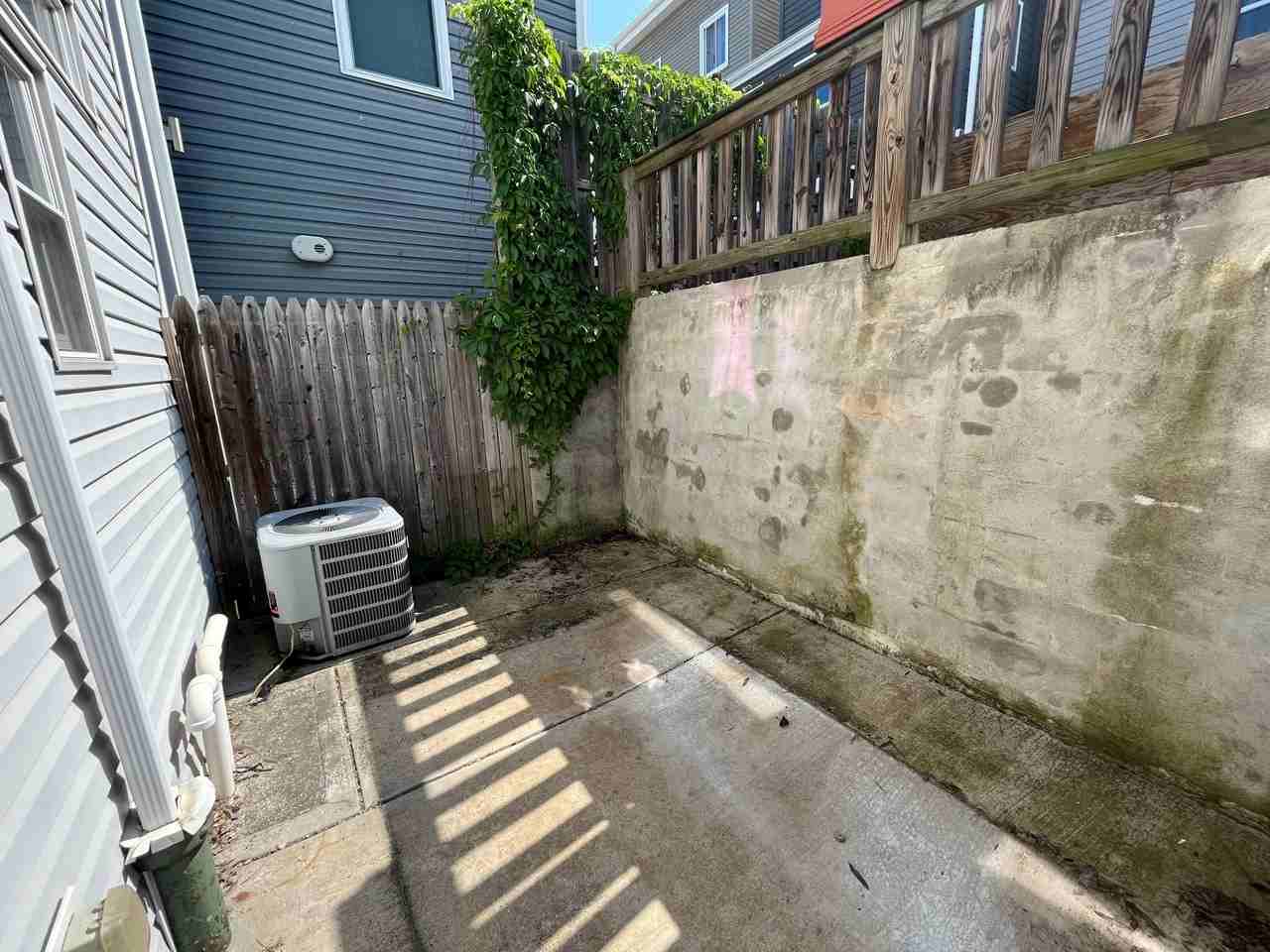 5112 1/2 Keystone St #5112-5 - Photo 6 of 22