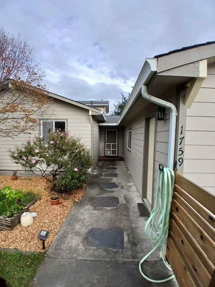 1759 Mygina Ave - Photo 2 of 20