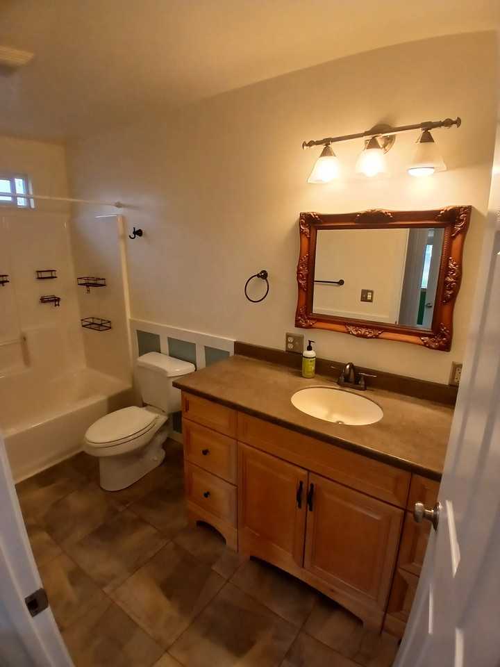 1759 Mygina Ave - Photo 4 of 20