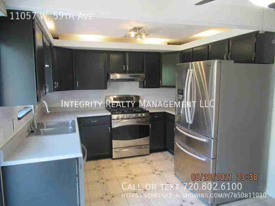 11057 W 59th Ave - Photo 3 of 17