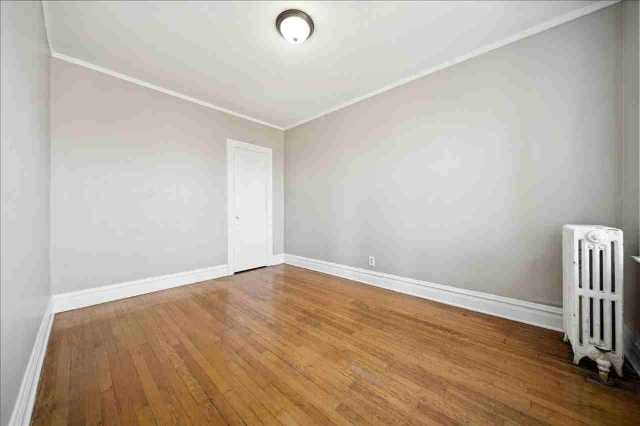 1900 S 51st Ave - 1902 S 51st - #1 - Photo 4 of 8