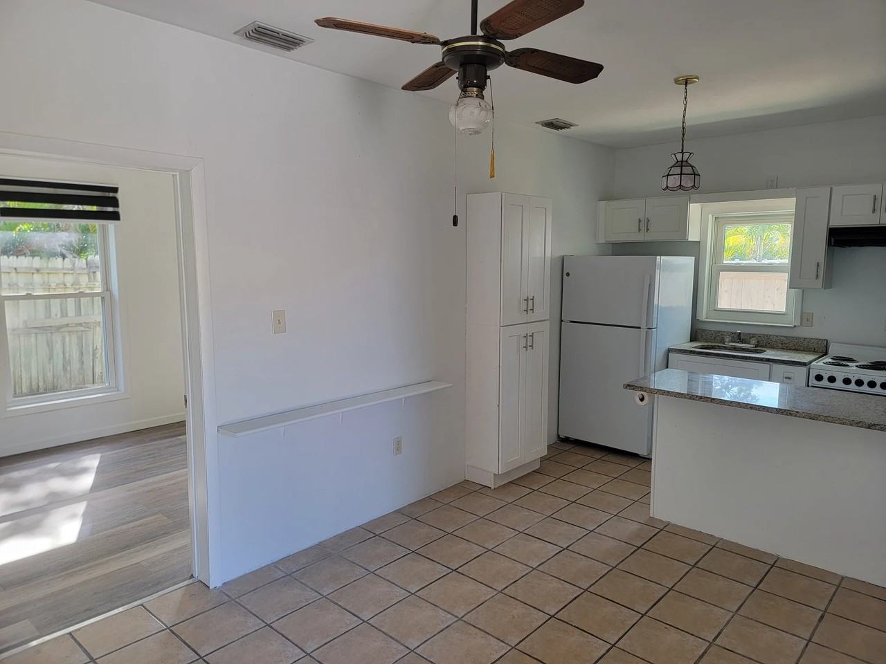 1806 1/2 57th St S - Photo 7 of 12