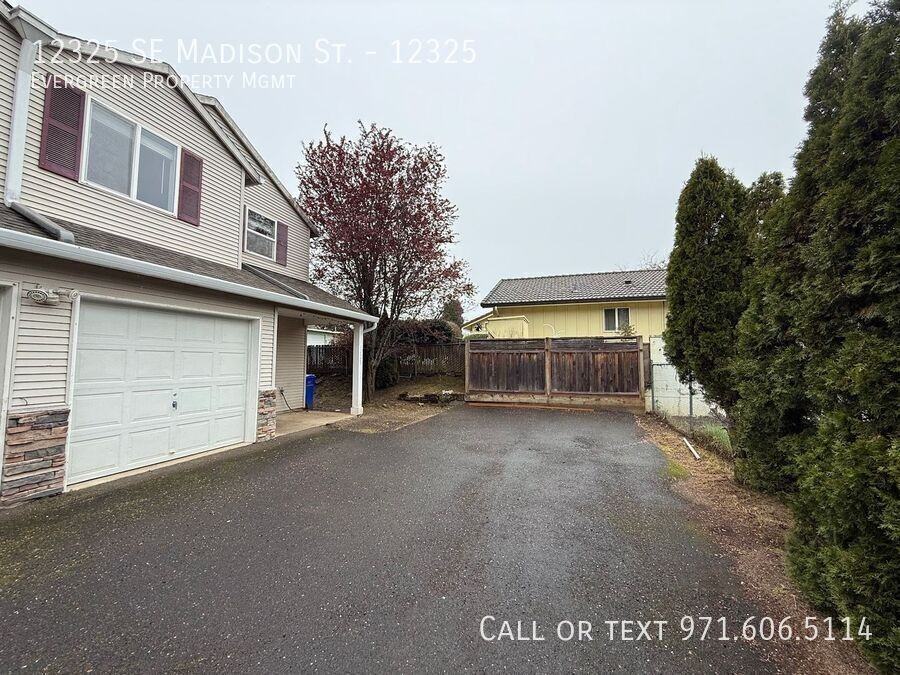 12325 Se Madison St #12325 - Photo 3 of 38