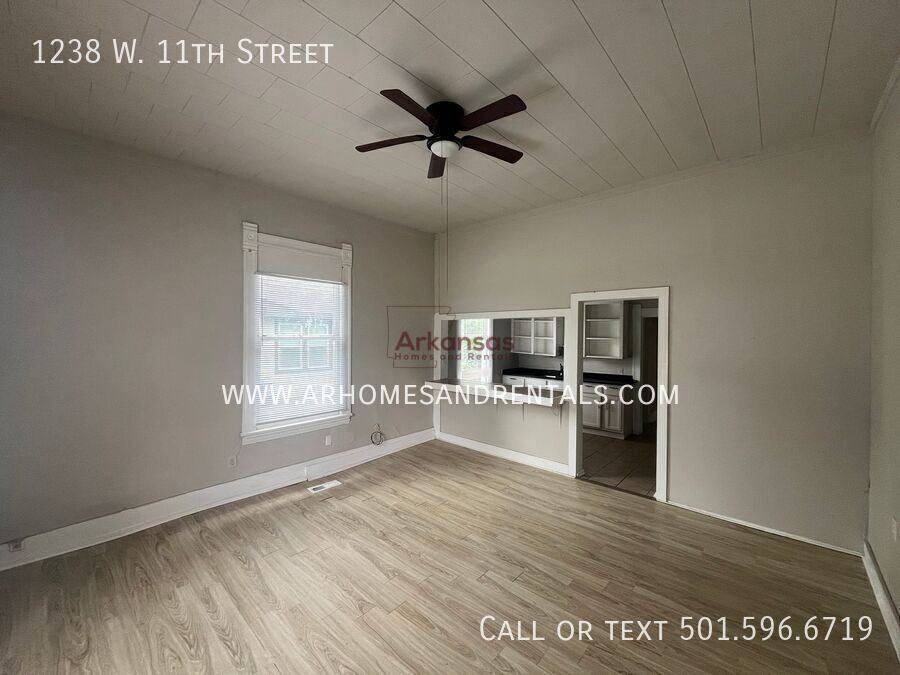 1238 W 11th St - Photo 3 of 9