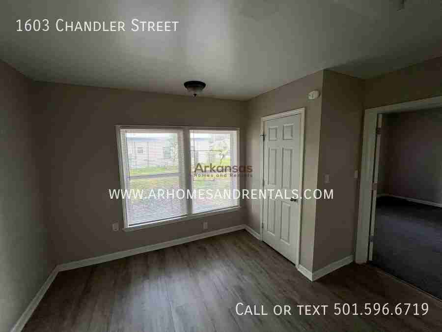 1603 Chandler St - Photo 6 of 8