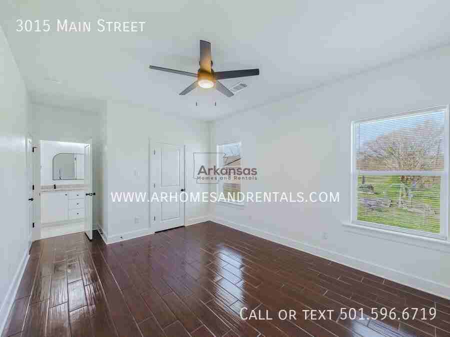 3015 Main St - Photo 7 of 13