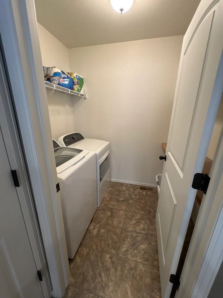 2276 Talon Pkwy - Photo 6 of 18