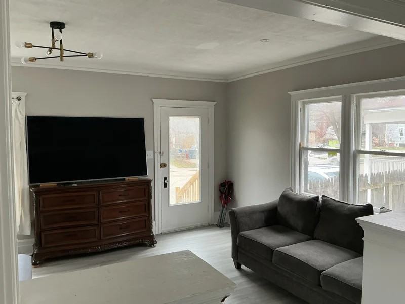 40 Ferrin Pl - Photo 3 of 13