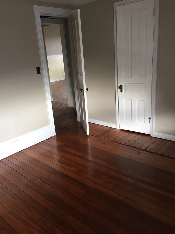 4192 Division Hwy #8 - Photo 3 of 9